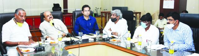 ಸಮಾಜ ಆರೋಗ್ಯಪೂರ್ಣವಾಗಿದ್ದರೆ ದೇಶದ ಅಭಿವೃದ್ಧಿ: ಆವರಗೊಳ್ಳಶ್ರೀ