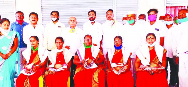 ಕೊರೊನಾ ವಾರಿಯಸರ್್ಗೆ ಸನ್ಮಾನ ಕಾರ್ಯಕ್ರಮ