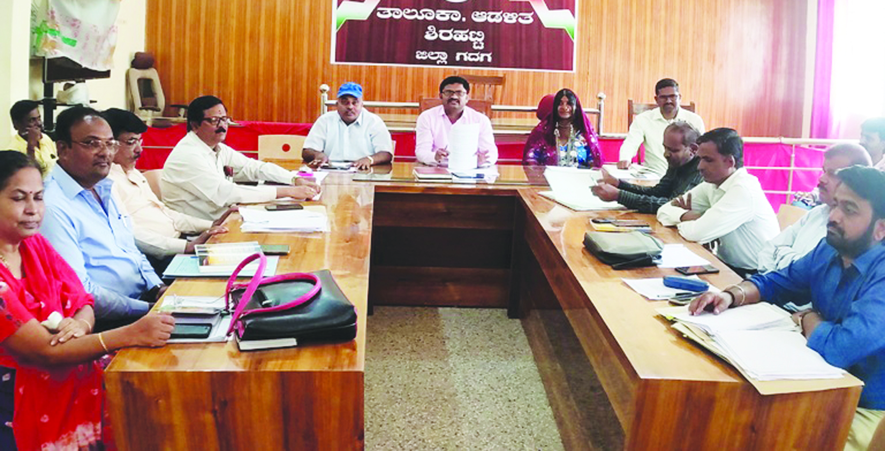 ಕುಡಿವ ನೀರು ಪೂರೈಕೆಗೆ ಕಾಳಜಿ ವಹಿಸಿ: ತಹಶೀಲ್ದಾರ್ ಗೋಣೆಣ್ಣವರ