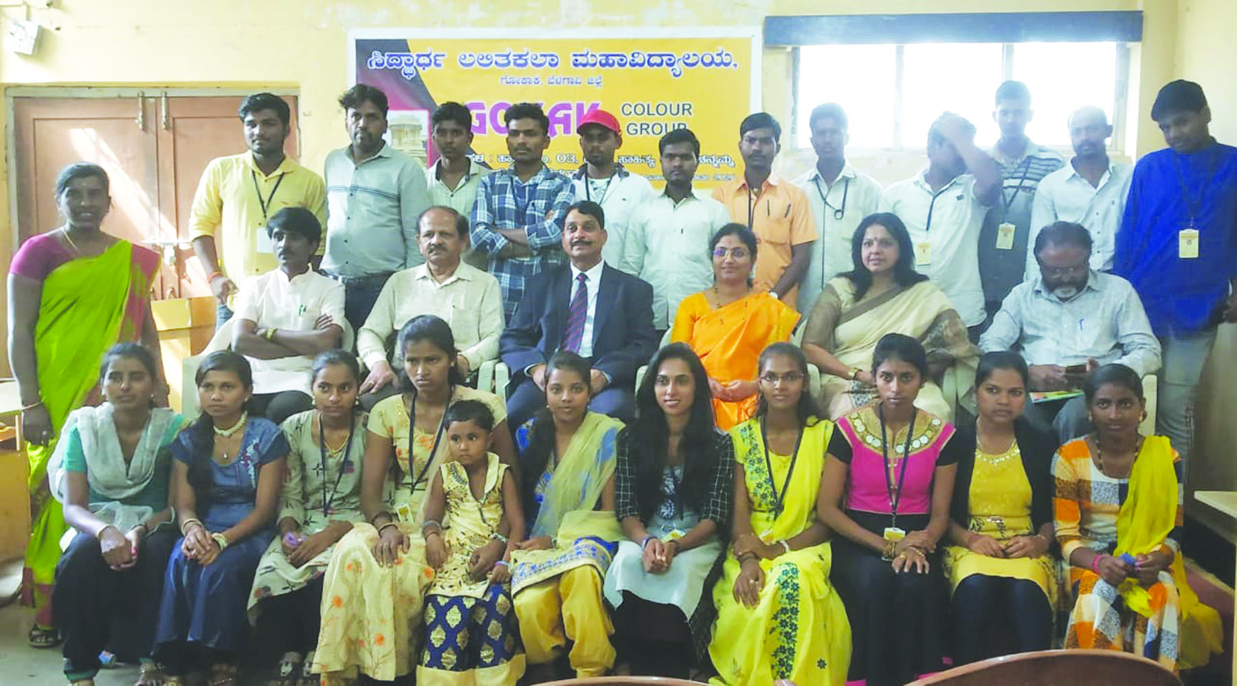 ಕಲಾವಿದರು ಭಾರತದ ಭಾಗ್ಯವಿದಾತರು: ವಿಶ್ವನಾಥ ಗುಗ್ಗರಿ