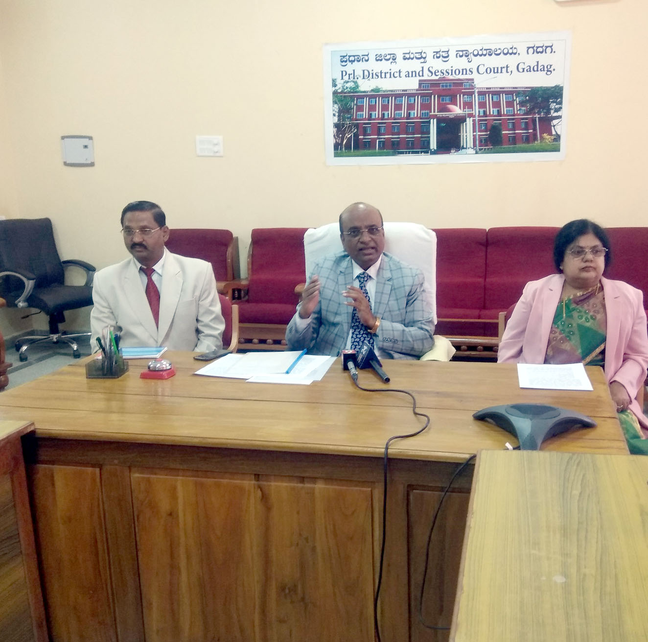 ರಾಷ್ಟ್ರೀಯ ಲೋಕ ಅದಾಲತ ಕಡಿಮೆ ಖರ್ಚಿನಲ್ಲಿ ಶೀಘ್ರ ವಿಲೇವಾರಿಗಾಗಿ ಸುವರ್ಣವಕಾಶ