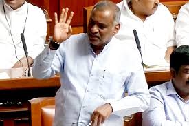 'ಚಿ ತು ಸಂಘ'ಕ್ಕೆ  ಮಾಧುಸ್ವಾಮಿ ಹಾರೈಕೆ ; ಕನ್ನಡ ಚಿತ್ರರಂಗ ಸಮಸ್ಯೆಯಲ್ಲಿದೆ ಎಂದ ಸಚಿವ    