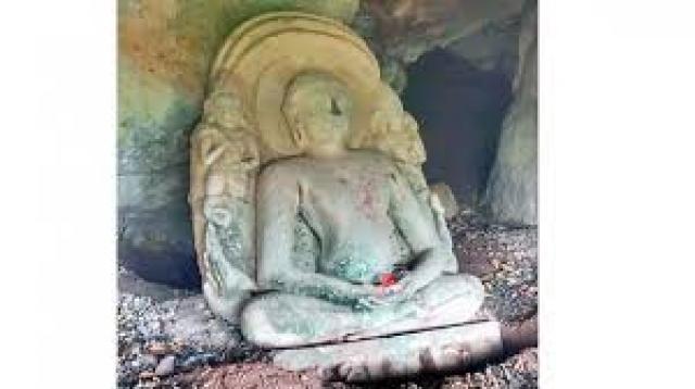  ತೆಲಂಗಾಣ : ಕೃಷಿ ಭೂಮಿಯಲ್ಲಿ ಜೈನ ತೀರ್ಥಂಕರ ಮಹಾವೀರ   ಪ್ರತಿಮೆ ಪತ್ತೆ