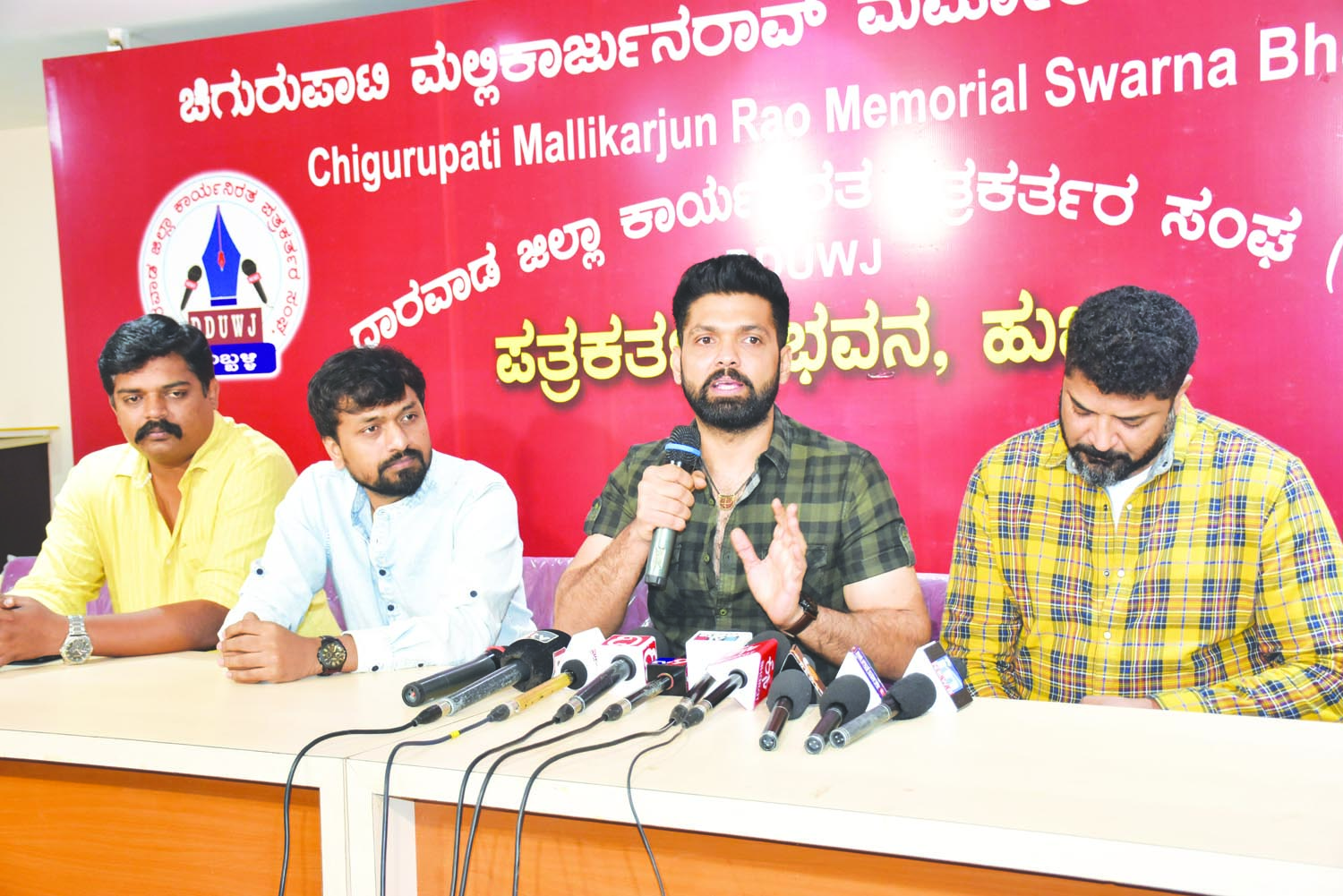 ಶತಕೋಟಿ ಕ್ಲಬ್ನತ್ತ ಅವನೇ ಶ್ರೀಮನ್ನಾರಾಯಣ: ರಕ್ಷಿತ್ ಶೆಟ್ಟಿ