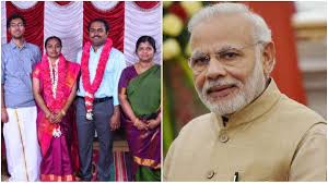 ಮಗಳ ಮದುವೆಗೆ  ಆಹ್ವಾನಕೊಟ್ಟಿದ್ದ  ಬಡವನ ಭೇಟಿಯಾದ  ಮೋದಿ ..!!