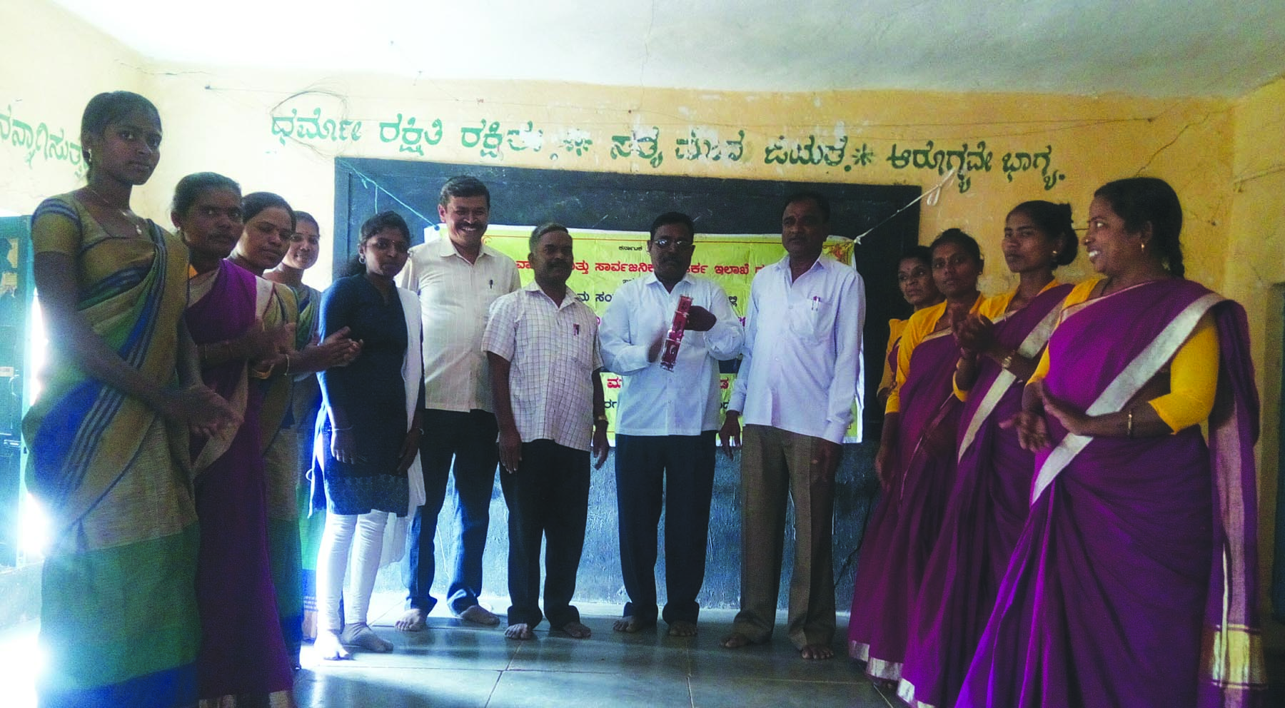 ವಿದ್ಯಾರ್ಥಿಗಳು ಪಠ್ಯಪುಸ್ತಕದ ಜೊತೆಗೆ ಪತ್ರಿಕೆಗಳನ್ನು ಓದುವ ಹವ್ಯಾಸ ಬೆಳೆಸಿಕೊಳ್ಳಲಿ: ಪನ್ನಮ್ಮನಹಳ್ಳಿ
