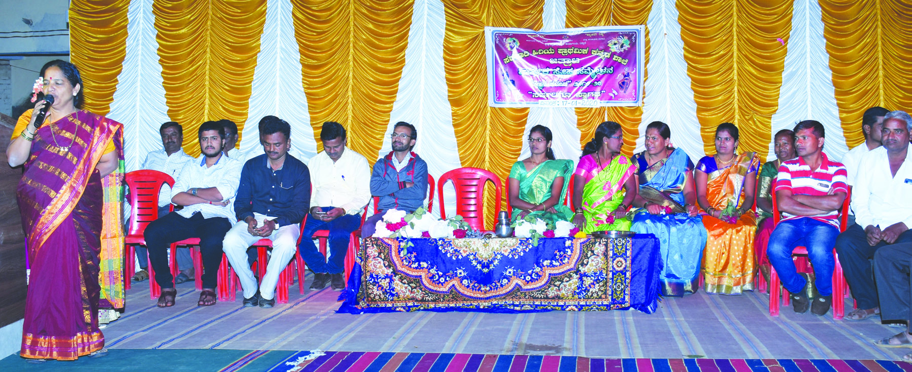 ಮನೆಯಲ್ಲಿ ಪಾಲಕರು ಶಿಕ್ಷಕರಾಗಬೇಕು: ಮಠದ 