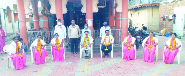 ಕೊರೊನಾ ವಾಯರಿಸ್ಸಗಳಿಗೆ ಸಾರ್ವಜನಿಕರ ಸಹಕಾರ ಅಗತ್ಯ: ಮುಗಳಖೋಡ