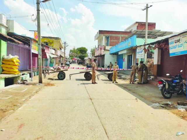 ಶಿರಹಟ್ಟಿ ಪಟ್ಟಣದ ಬೀದಿ ದೀಪ, ಇಂದಿರಾ ಕ್ಯಾಂಟೀನ್ ಪ್ರಾರಂಭಿಸುವ ಕುರಿತು ಮನವಿ