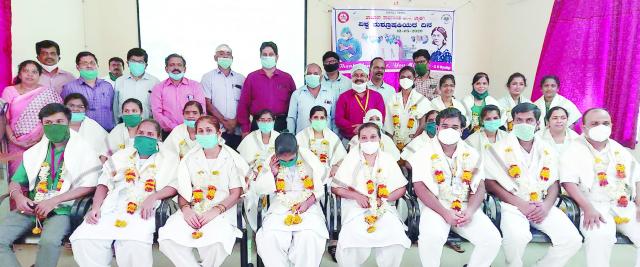 ದಾದಿಯರ ಕೆಲಸ ಸೈನಿಕರು ದೇಶಕ್ಕಾಗಿ ಮಾಡುತ್ತಿರುವ ಸೇವೆಗೆ ಸಮಾನ: ಡಾ.ಪುಟ್ಟರಾಜು