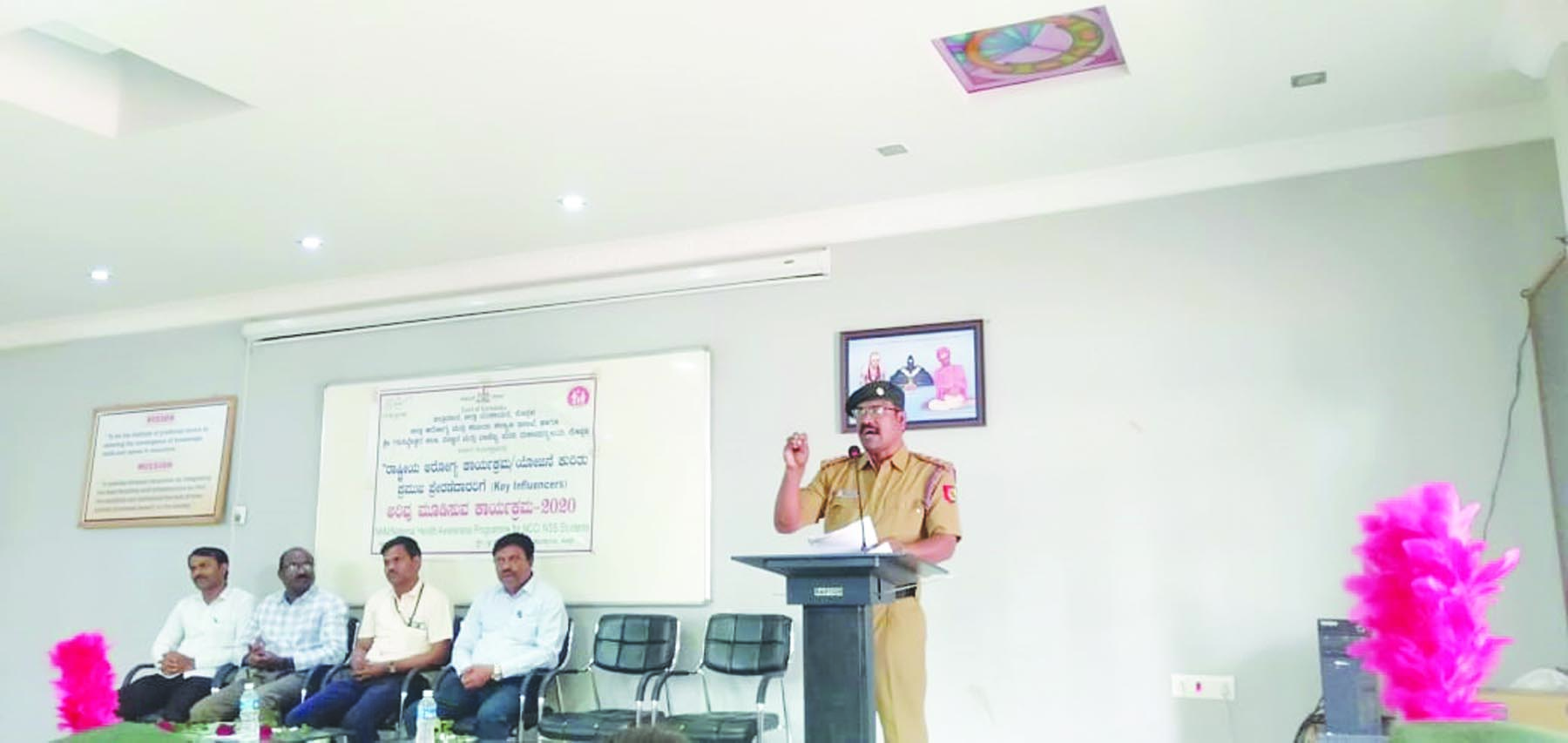 ವಿದ್ಯಾಥರ್ಿಗಳಿಗೆ ವೃತ್ತಿ ಮಾರ್ಗದರ್ಶನ ಅಗತ್ಯ: ಪೋತದಾರ 