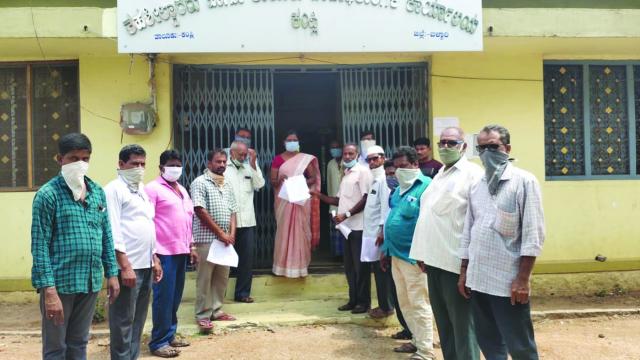 ಕಟ್ಟಡ,ಇತರೆ ನಿರ್ಮಾಣ ಕಾರ್ಮಿಕರಿಗೆ ಸಹಾಯಧನ ನೀಡಿ