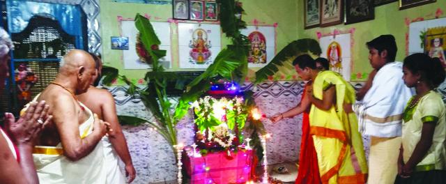 ಕೊರೊನಾ ನಿವಾರಣೆಗಾಗಿ ಸತ್ಯನಾರಾಯಣ ಸ್ವಾಮಿ ಪೂಜೆ