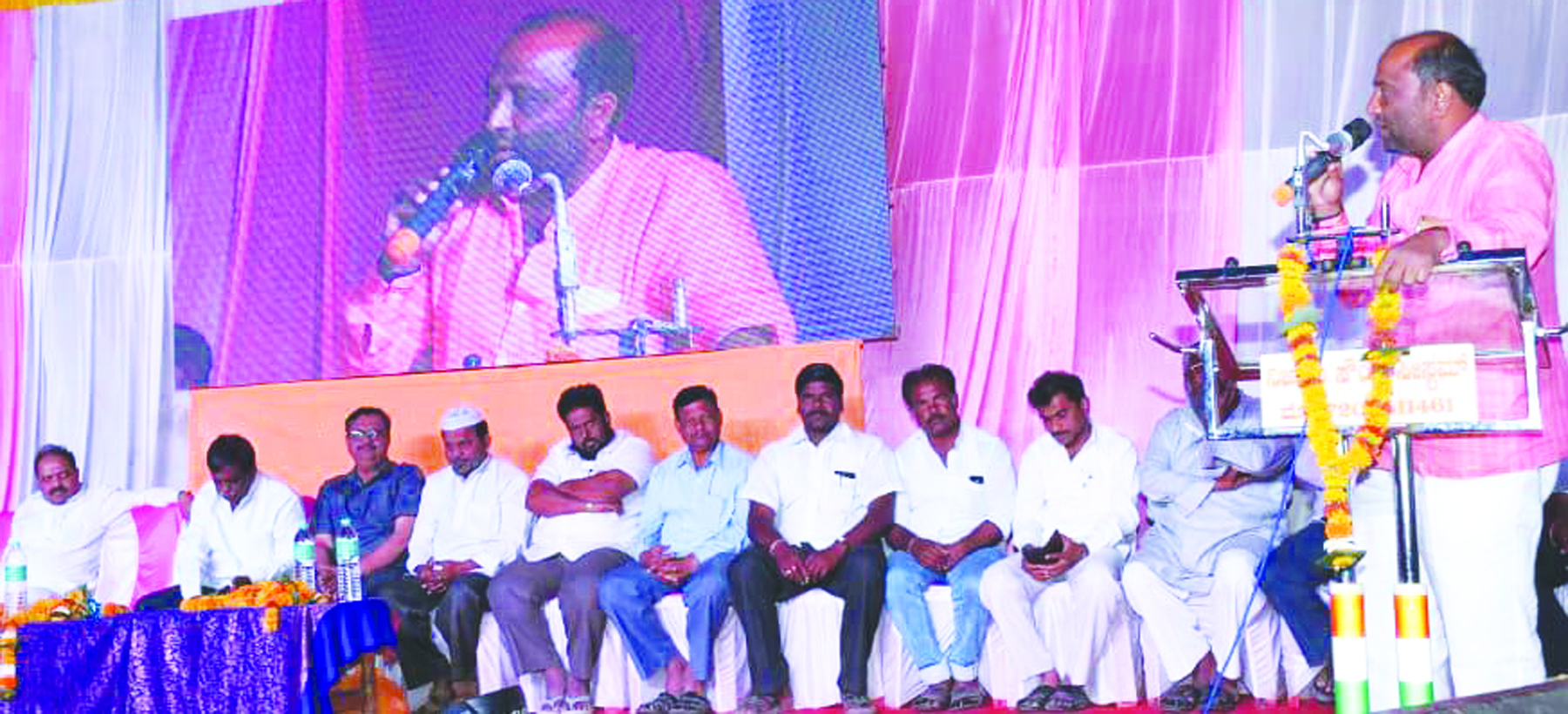 ವಿದ್ಯಾಥರ್ಿಗಳಿಗೆ ಸಾಮಾಜಿಕ ಮೌಲ್ಯ ಕಲಿಸಿಕೊಡಿ: ಲೋಕನ್ನವರ 