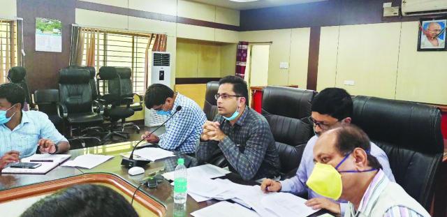 ನೋಂದಣಿ ಮಾಡಿಸದೆ ಜಿಲ್ಲೆಗೆ ಪ್ರವೇಶಮಾಡಿರುವ ಬಗ್ಗೆ ಮಾಹಿತಿ ಪಡೆಯಿರಿ