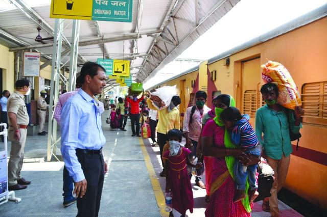 ಹೂವಿನ ಬೆಳಗಾರರಿಗೆ ನೀಡಿದ ಪರಿಹಾರ ಕ್ರಮವನ್ನು ಪುನರ್ ಪರಿಶೀಲಿಸಿ