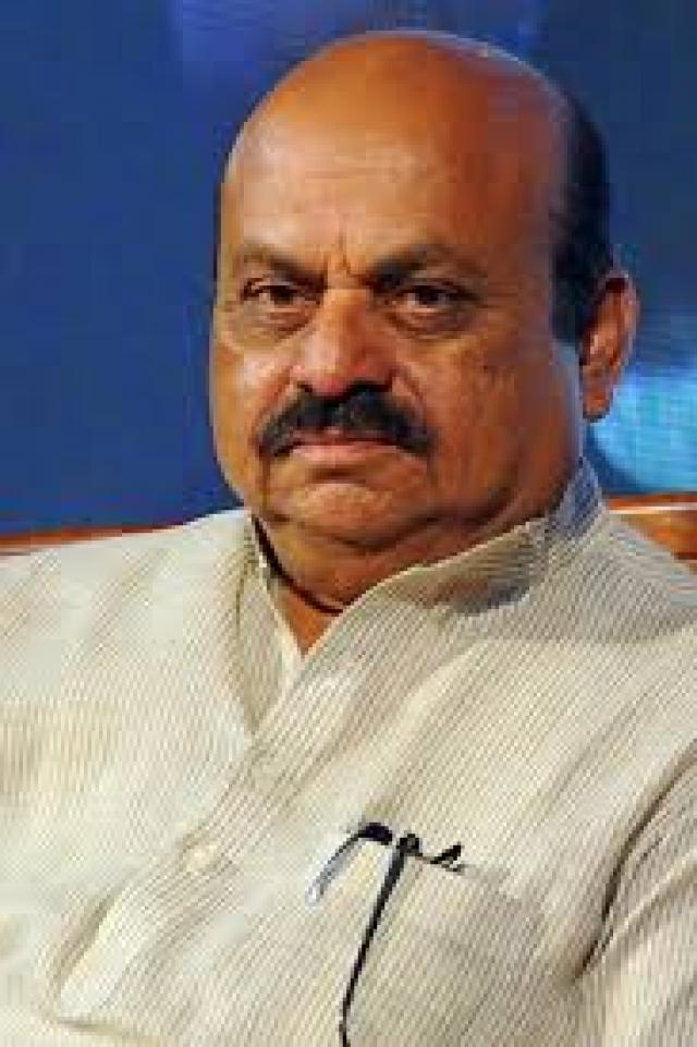  ಕೊರೋನಾ ವಿರುದ್ಧ ಹೋರಾಟದಲ್ಲಿ ಪೊಲೀಸರ ಕಾರ್ಯ ಎಲ್ಲರಿಗೂ ಮಾದರಿ: ಬಸವರಾಜ ಬೊಮ್ಮಾಯಿ