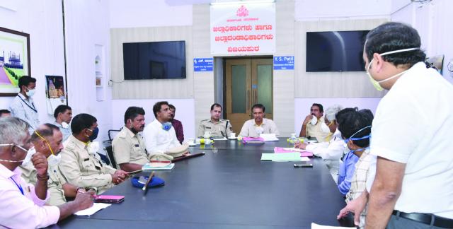 ಆನ್ಲೈನ್ ಪರೀಕ್ಷೆ ರದ್ದತಿಗೆ ಆಗ್ರಹಿಸಿ ಪ್ರತಿಭಟನೆ