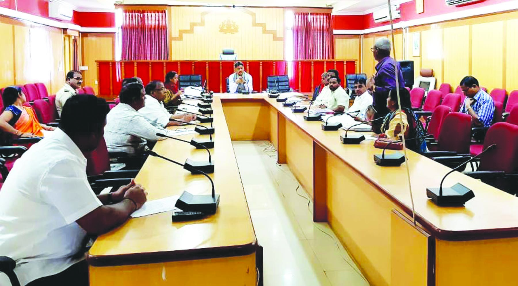 ವೈದ್ಯಕೀಯ ಪ್ರಮಾಣ ಪತ್ರ ನೀಡುವಲ್ಲಿ ವಿಳಂಬ ಮಾಡಿದ ವೈದ್ಯಾಧಿಕಾರಿಗೆ ಸೂಕ್ತ ಕ್ರಮ