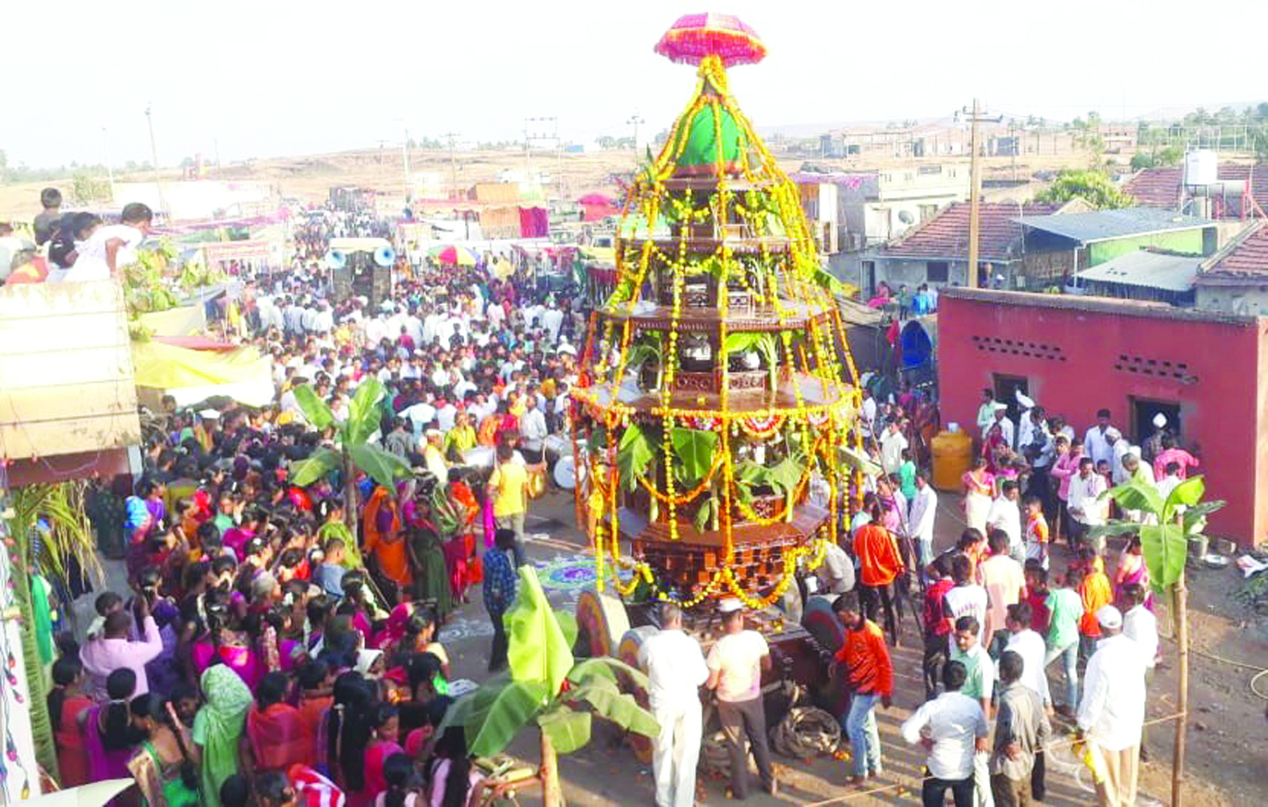 ಚಂದ್ರವ್ವಾ ತಾಯಿದೇವಿಯ ಜಾತ್ರೆಯಲ್ಲಿ ರಥೋತ್ಸವ