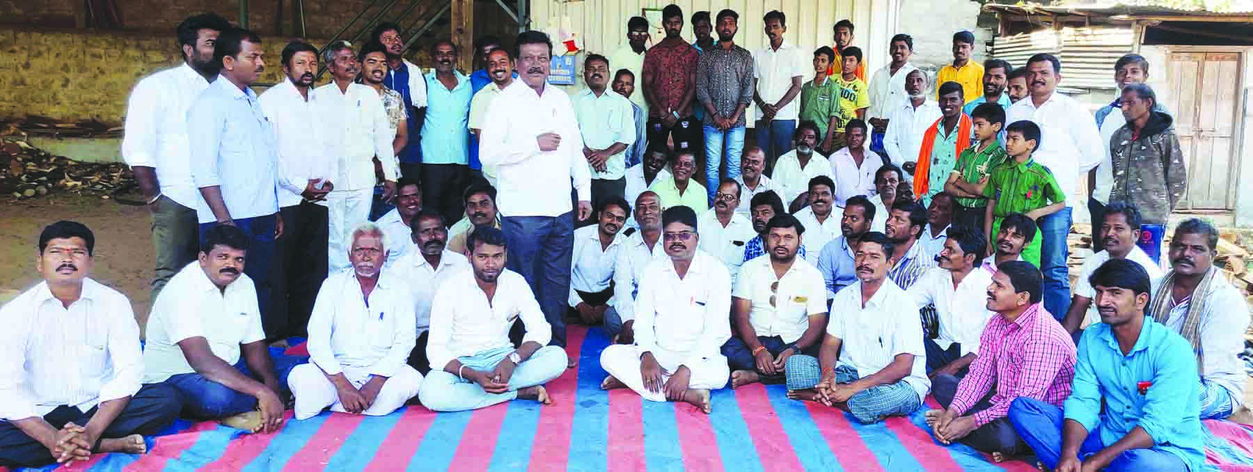 5ಲಕ್ಷ ರೂ.ಗಳ ಅನುದಾನ ನೀಡಬೇಕೆಂದು ಅಧ್ಯಕ್ಷ ಶೇಖಪ್ಪ ಒತ್ತಾಯ