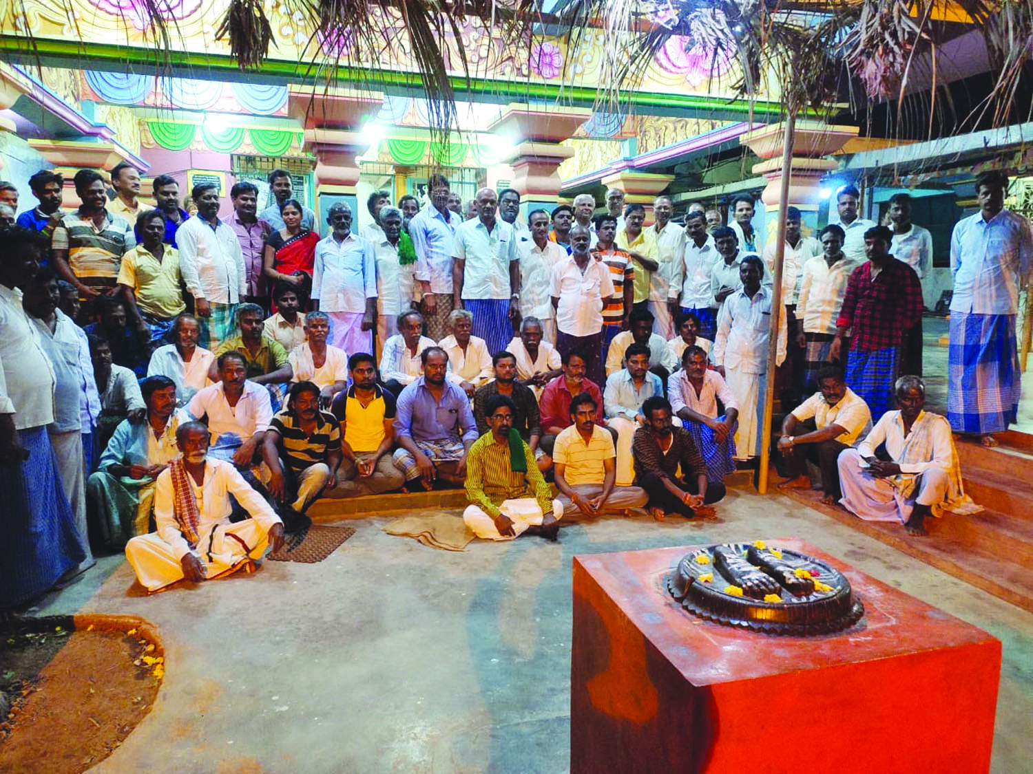 ಹಗರಿಬೊಮ್ಮನಹಳ್ಳಿ: ಏತನೀರಾವರಿ ಯೋಜನೆಗಾಗಿ ಪಾದಯಾತ್ರೆ ಮೂಲಕ ಮನವಿ