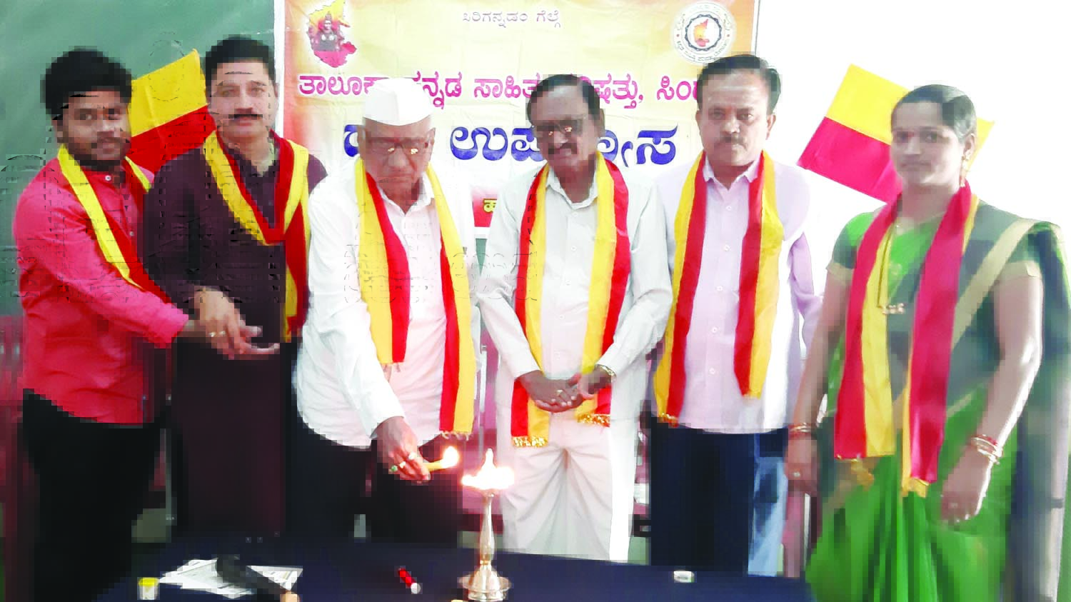 ಸಿಂದಗಿ:  ಸಾಹಿತಿಗಳ ಸಂಘ ಹೆಜ್ಜೇನು ಸವಿದಂತೆ: ಡಾ.ಬಿ.ಆರ್.ನಾಡಗೌಡ