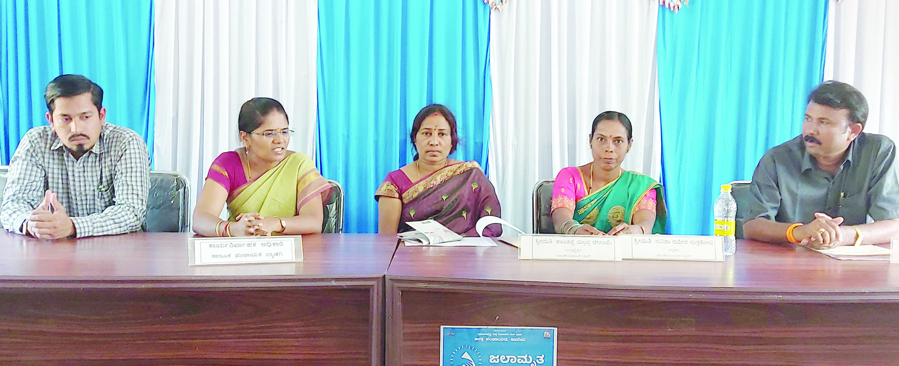  ಅರ್ಹ ಪಲಾನುಭವಿಗಳಿಗೆ ಅನ್ಯಾಯ: ಶರಣಮ್ಮ