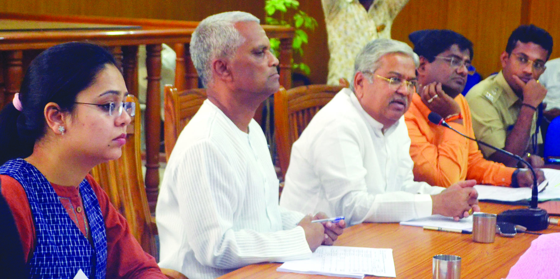 ಪ್ರವಾಹ ಕಾಮಗಾರಿ ಪೂರ್ಣಗೊಳಿಸಲು ಗಡುವು : ಕಾರಜೋಳ 