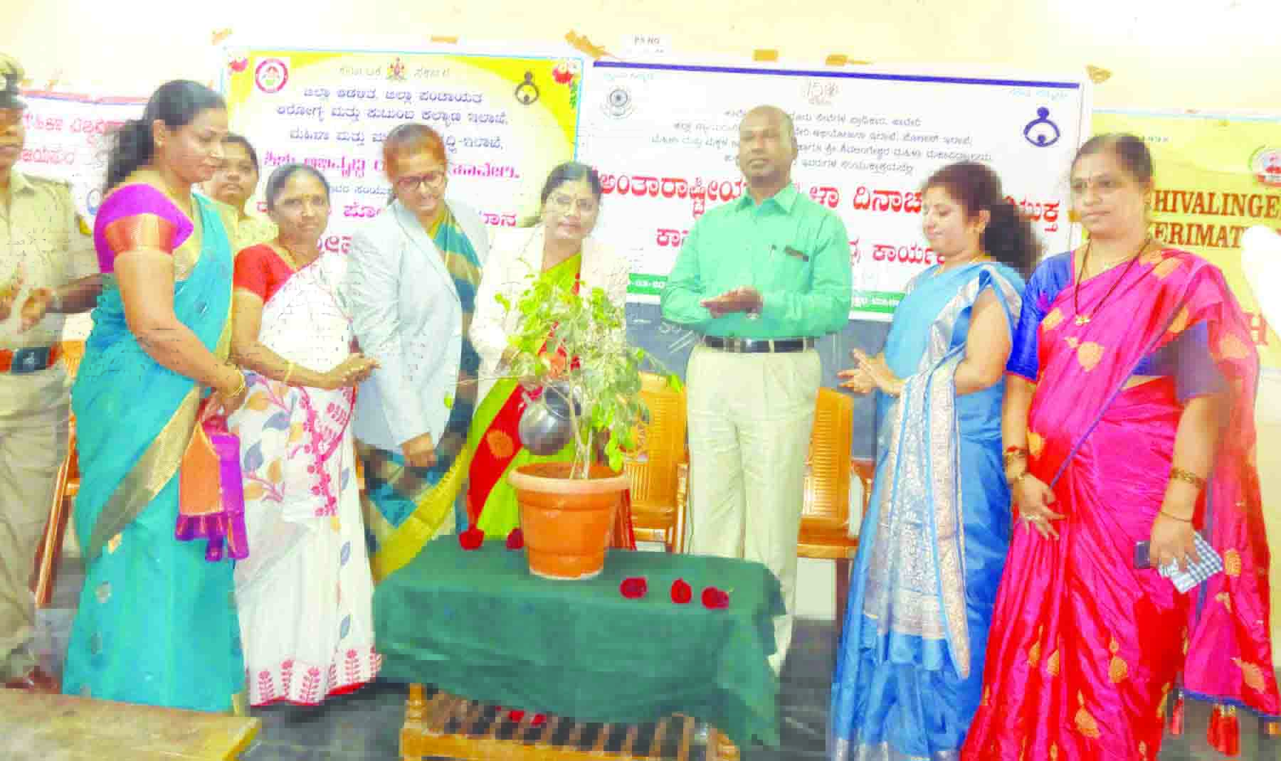  ಎಲ್ಲ ಕ್ಷೇತ್ರಗಳಲ್ಲೂ  ಮಹಿಳೆ ಮುಂಚೂಣಿಯಲ್ಲಿ 