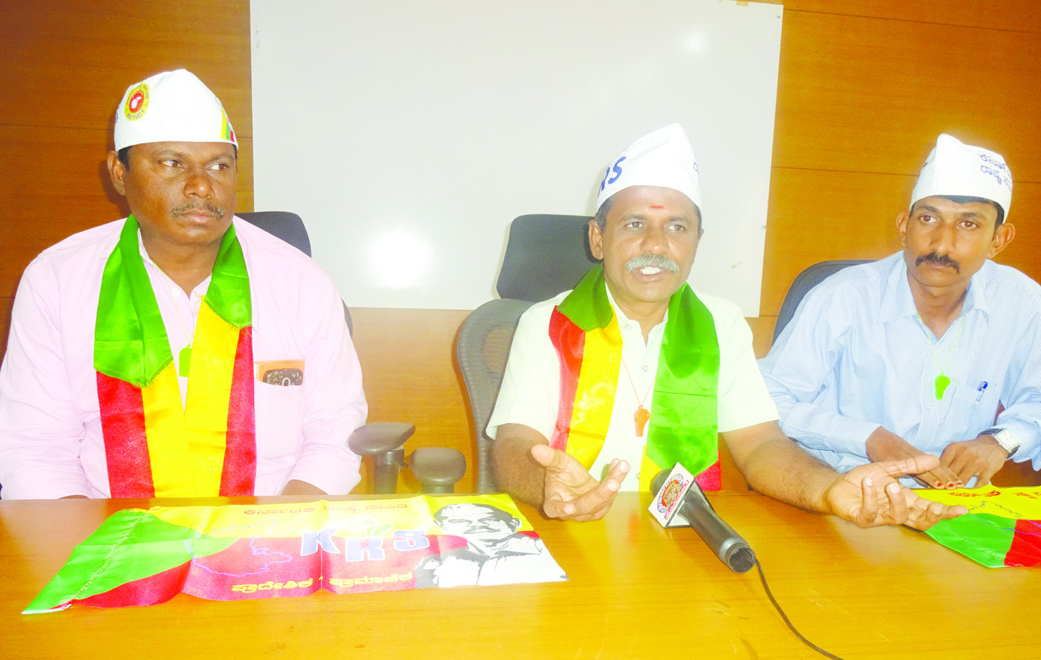 ಹೊಸಪೇಟೆ: ನಾನು ಗೆಲ್ಲಲು ಬಂದವನಲ್ಲ ಗೆಲ್ಲಿಸಲು ಬಂದವನು: ಪ.ಯ.ಗಣೇಶ