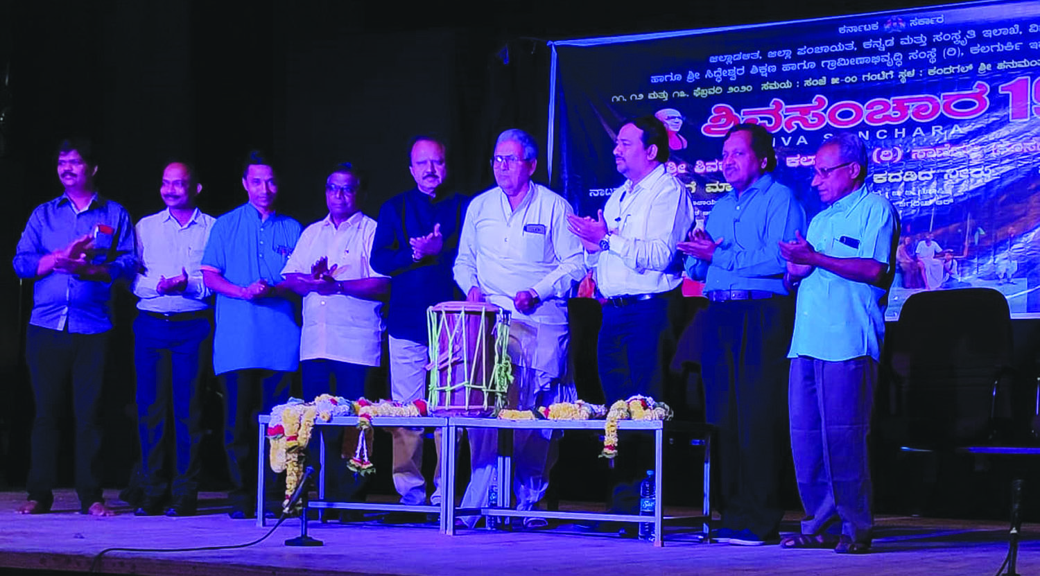 ವಿಜಯಪುರ: ನಾಟಕ ಸಮಾಜವನ್ನು ತಿದ್ದುವಂತಹ ಶಕ್ತಿ ಹೊಂದಿದೆ: ಮಹೇಶ