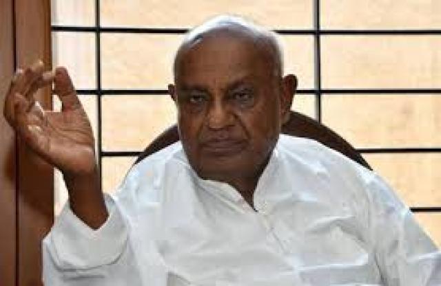  ಕೊರೊನಾ ಸೋಂಕು: ವಿಡಿಯೋ ಸಂವಾದ ಮೂಲಕ ಮಾಹಿತಿ ಪಡೆದ ಎಚ್.ಡಿ.ಕುಮಾರಸ್ವಾಮಿ