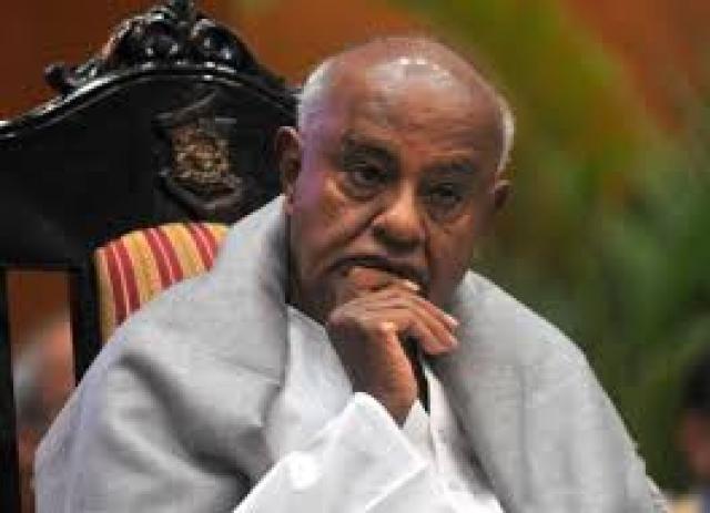 ರಾಜ್ಯದ ಜನಹಿತವೇ ಪರಮೋಚ್ಚ: ಕರ್ನಾಟಕ-ಕೇರಳ ಗಡಿ ಮುಚ್ಚಿರುವ  ಹಿಂದೆ ಪೂರ್ವಗ್ರಹಗಳಿಲ್ಲ: ಎಚ್‌ಡಿಡಿಗೆ ಪತ್ರ ಬರೆದ ಮುಖ್ಯಮಂತ್ರಿ
