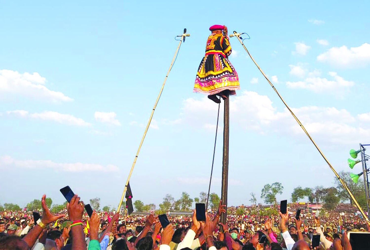 ಹೂವಿನಹಡಗಲಿ: ಶ್ರೀ ಮೈಲಾರಲಿಂಗೇಶ್ವರ ವಾರ್ಷಿಕ ಕಾರ್ಣಿಕೋತ್ಸವ ನುಡಿ