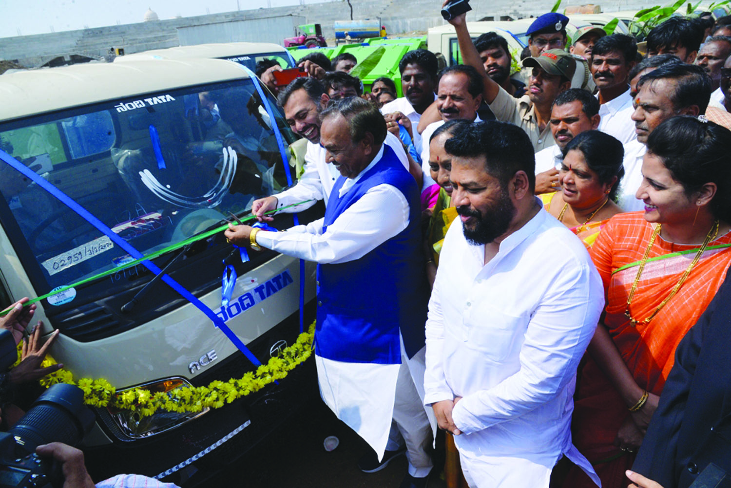 ಬಳ್ಳಾರಿ: ಘನತ್ಯಾಜ್ಯ ನಿರ್ವಹಣೆ ಅನುಷ್ಠಾನ ಕ್ರಮಕ್ಕೆ  ಸಚಿವ ಕೆ.ಎಸ್.ಈಶ್ವರಪ್ಪ ಸೂಚನೆ 