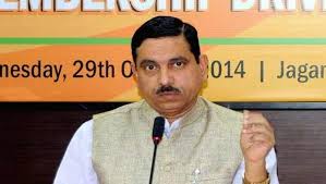 ಸಂಸದ ಜೋಶಿಯವರಿಂದ ಶ್ರವಣ ಸಾಧನೆ ವಿತರಣೆ