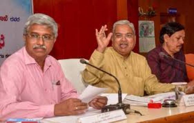  ಕೊರೋನಾ ನಿಯಂತ್ರಣಕ್ಕಾಗಿ ಸರ್ಕಾರದ ನಿರ್ದೇಶನಗಳನ್ನು ಪಾಲಿಸಿ: ಗೋವಿಂದ ಎಂ ಕಾರಜೋಳ