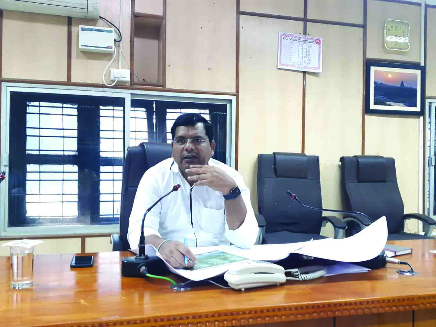 ಬಳ್ಳಾರಿ: ಜಿಲ್ಲಾ ಸಂಕೀರ್ಣ ಕಟ್ಟಡದ ವಿನ್ಯಾಸ ಮಾಹಿತಿ ಒದಗಿಸಿ: ಎಡಿಸಿ ಮಂಜುನಾಥ