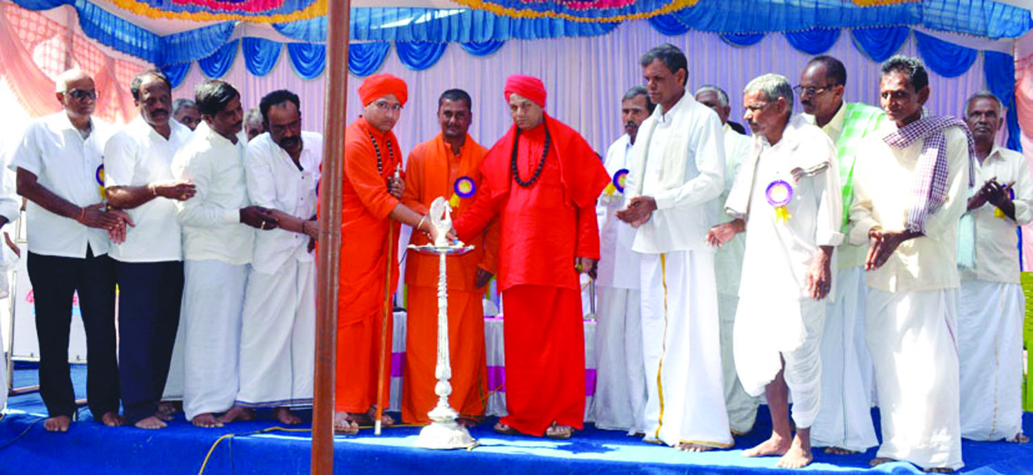 ಹರಪನಹಳ್ಳಿ: ಮೂರ್ತಿ ಪ್ರತಿಷ್ಠಾಪನೆ, ಕಳಸಾರೋಹಣ ಕಾರ್ಯಕ್ರಮ