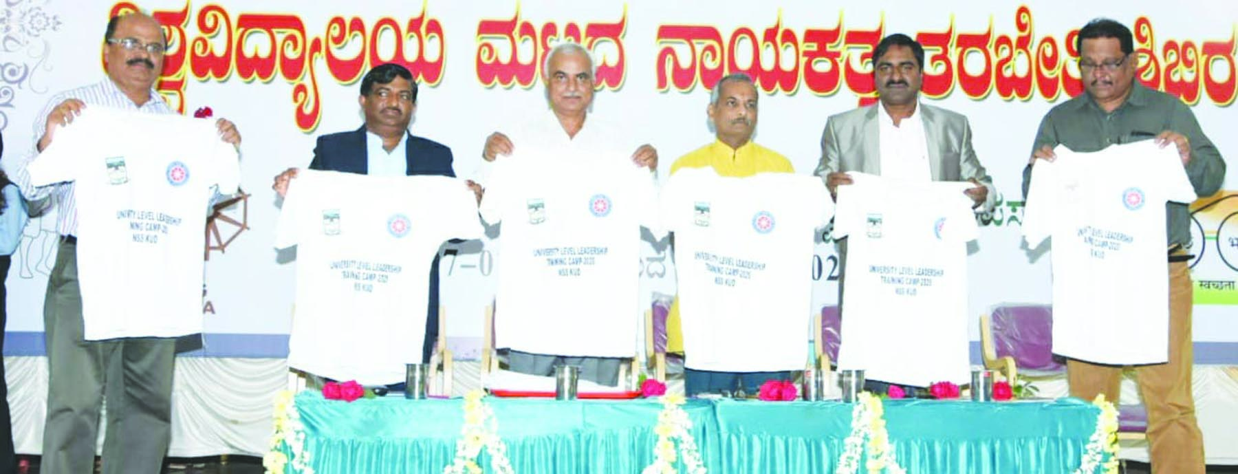 ಸಿಕ್ಕ ಅವಕಾಶಗಳನ್ನು ವಿದ್ಯಾರ್ಥಿ ಗಳು ಸದುಪಯೋಗಿಸಿಕೊಳ್ಳಲಿ: ಜೋಶಿ