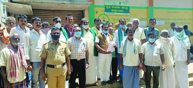 ಅತೀವೃಷ್ಠಿ-ಅನಾವೃಷ್ಠಿಯಿಂದ ಕಂಗಾಲಾದ ರೈತರು