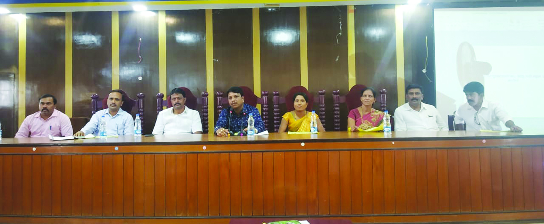  ಕರೋನಾ ವೈರಾಣು ಹರಡದಂತೆ ಮುಂಜಾಗ್ರತಾ ಕ್ರಮಕ್ಕೆ ಶಾಸಕ ಅರುಣಕುಮಾರ ಪೂಜಾರ ಸೂಚನೆ.