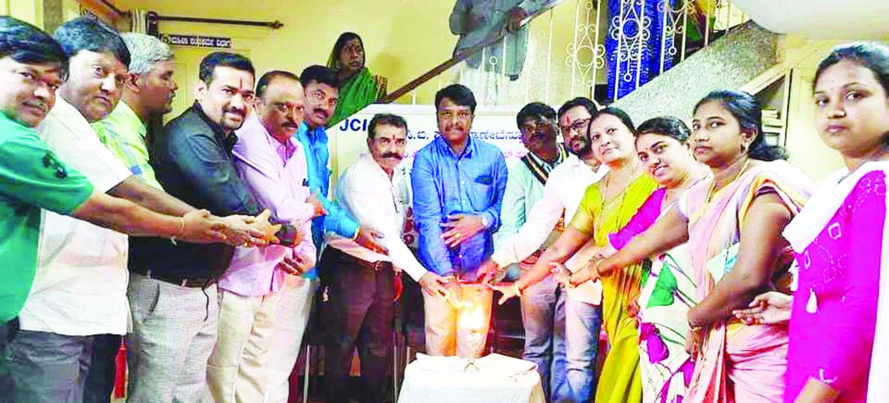 ಅಮೂಲ್ಯ ಜೀವ ಉಳಿಸಲು ರಕ್ತದಾನಿಗಳು ಮುಂದಾಗಿ: ಪೂಜಾರ