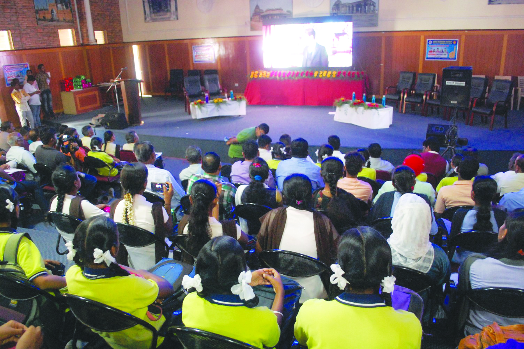 ಮಹಾತ್ಮಾ ಗಾಂಧೀ ಚಲನ ಚಿತ್ರ ಪ್ರದರ್ಶನ              