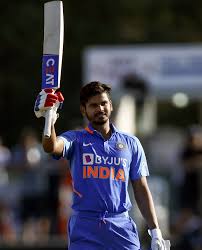  ಶ್ರೇಯಸ್ ಅಯ್ಯರ್ ಚೊಚ್ಚಲ ಶತಕ ಸಂಭ್ರಮ