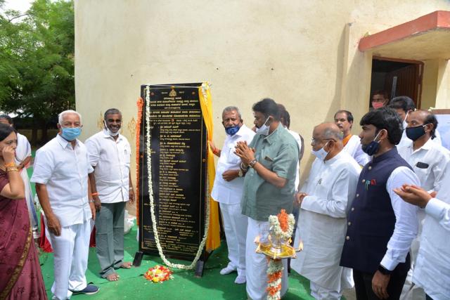 ಪ್ರವಾಹ ಪೀಡಿತ ಸಂತ್ರಸ್ತರಿಗೆ ಕಂಠಿ ಕಾಲೇಜು ವತಿಯಿಂದ ಒಂದು ಹೊತ್ತಿನ ಊಟೋಪಚಾರದ ವ್ಯವಸ್ಥೆ