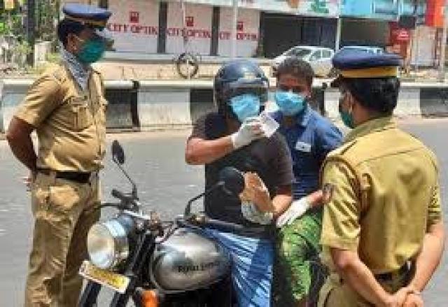 ಕಾನೂನು ಸಾಕ್ಷರತಾ ರಥ ಸಂಚಾರಕ್ಕೆ ಸಂಜೀವ ಕುಲಕರ್ಣಿ  ಅವರಿಂದ ಚಾಲನೆ